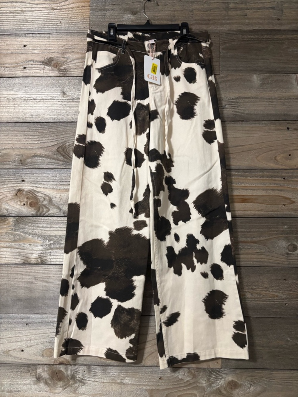 New Gianni Bini Cow Print Jeans